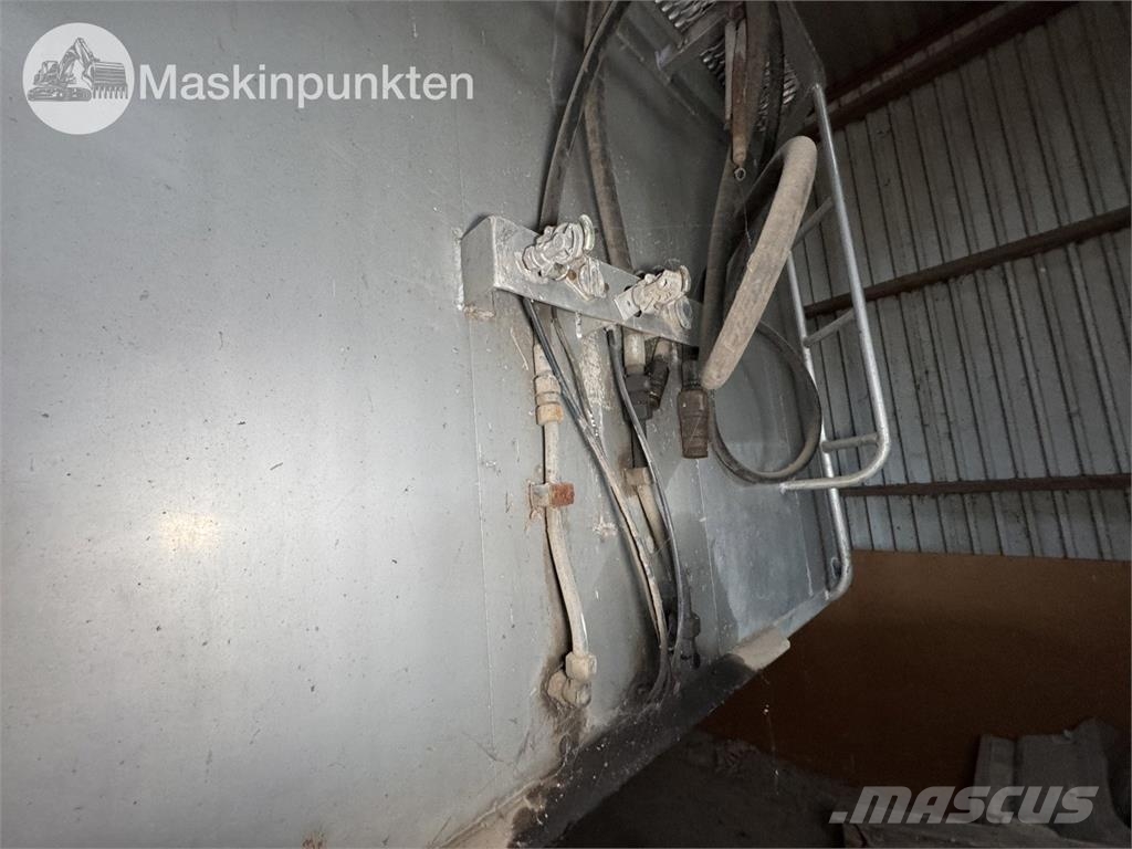 Knapen Kowf 390 Box body semi-trailers
