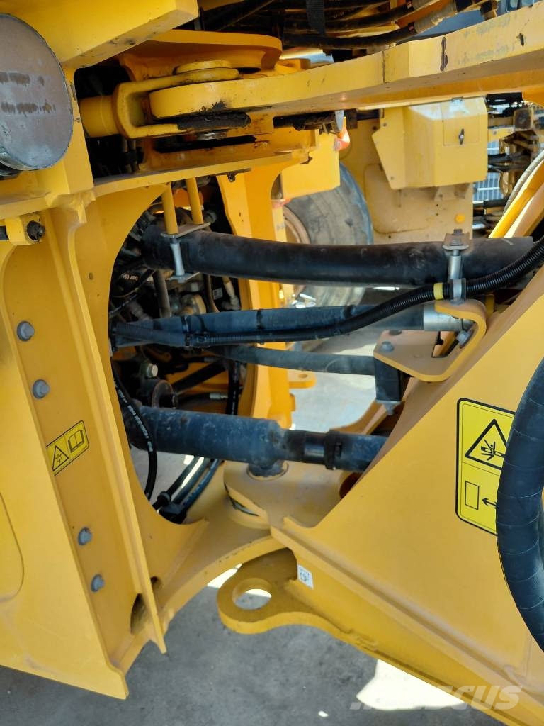 Volvo L 90 H PRECIO A CONSULTAR لوادر بعجل