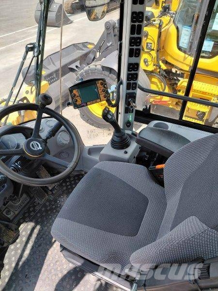 Volvo L 90 H PRECIO A CONSULTAR لوادر بعجل