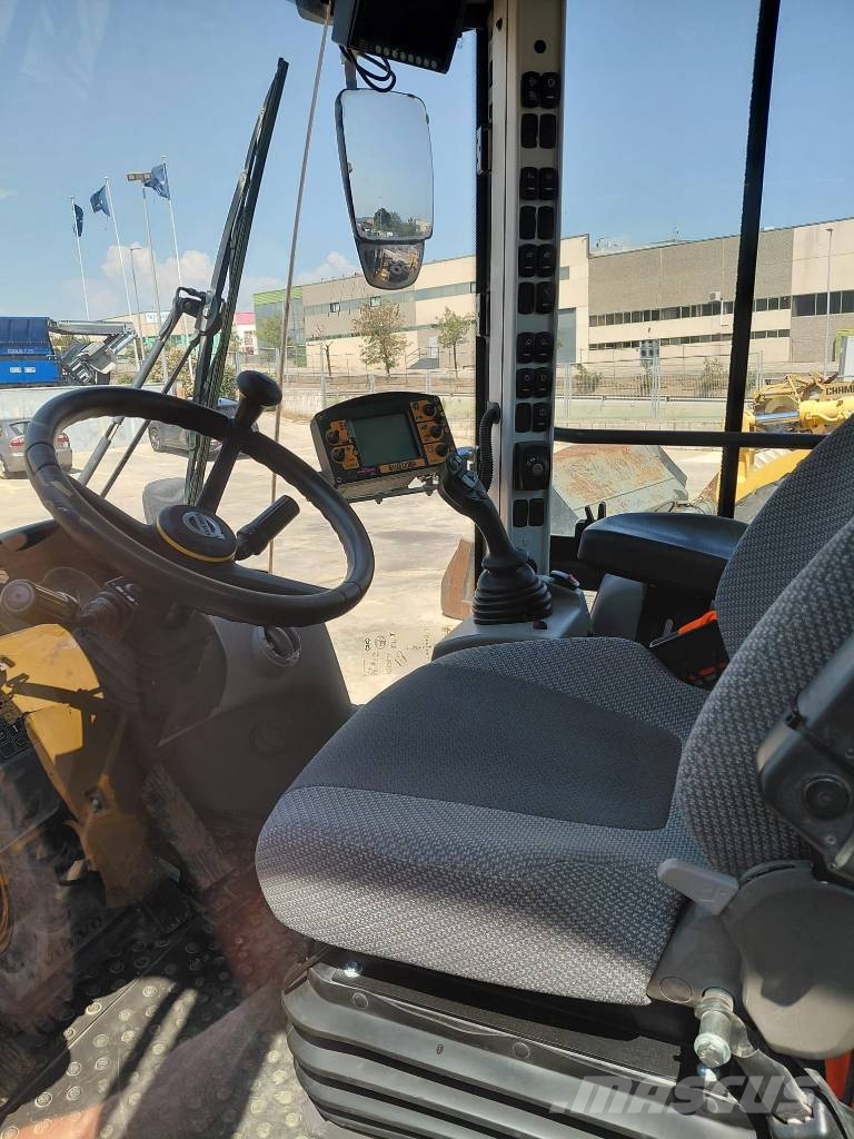 Volvo L 90 H PRECIO A CONSULTAR لوادر بعجل