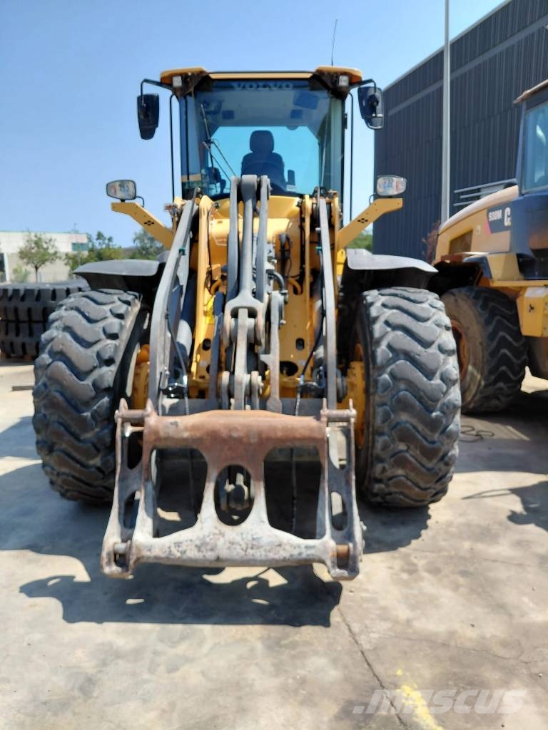 Volvo L 90 H PRECIO A CONSULTAR لوادر بعجل