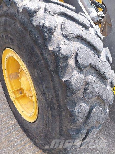 Volvo L 90 H PRECIO A CONSULTAR لوادر بعجل