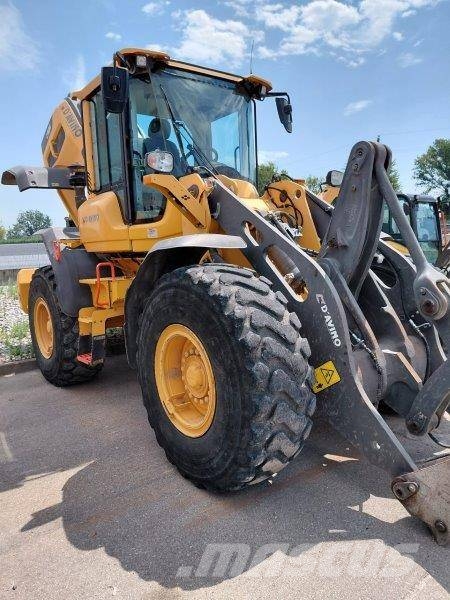 Volvo L 90 H PRECIO A CONSULTAR لوادر بعجل