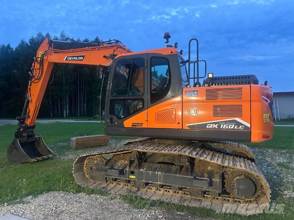 Develon DX 160 LC-7-HT حفارات زحافة