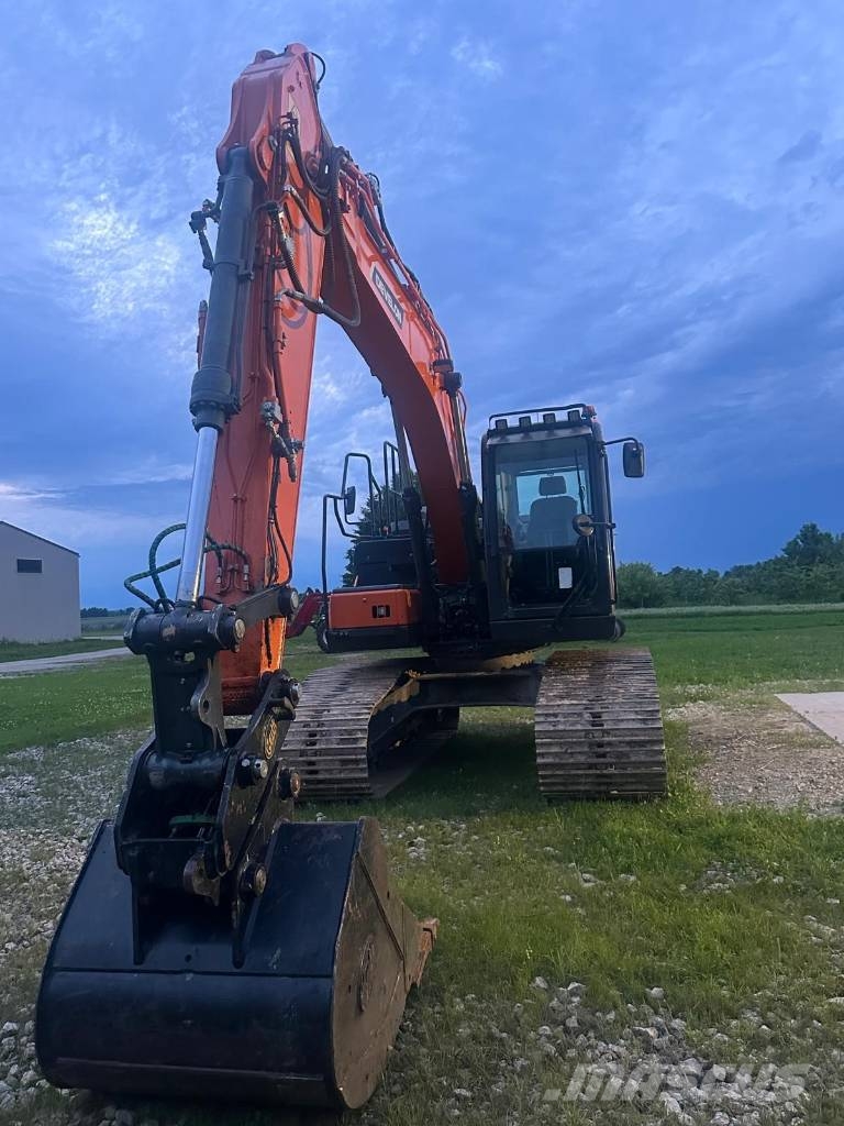 Develon DX 160 LC-7-HT حفارات زحافة