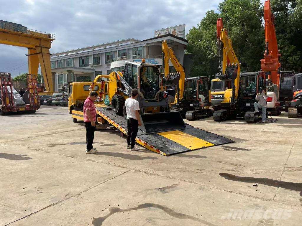 LiuGong 365 B Skid steer loaders