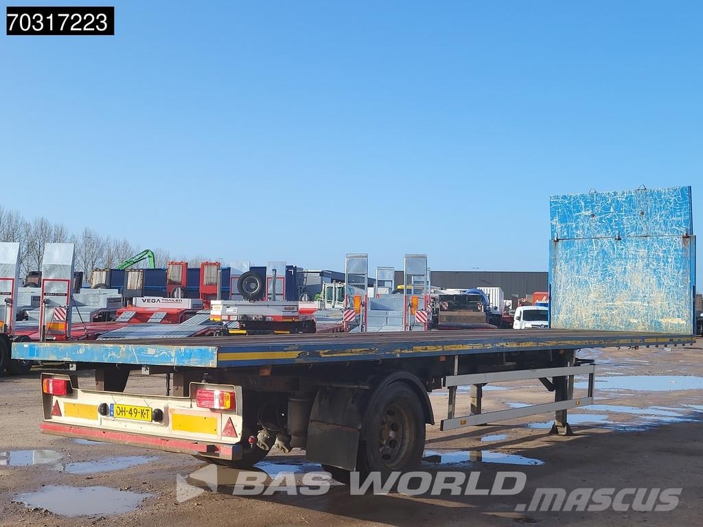 Fruehauf 1 Axle Steering Vlakke laadvloeren