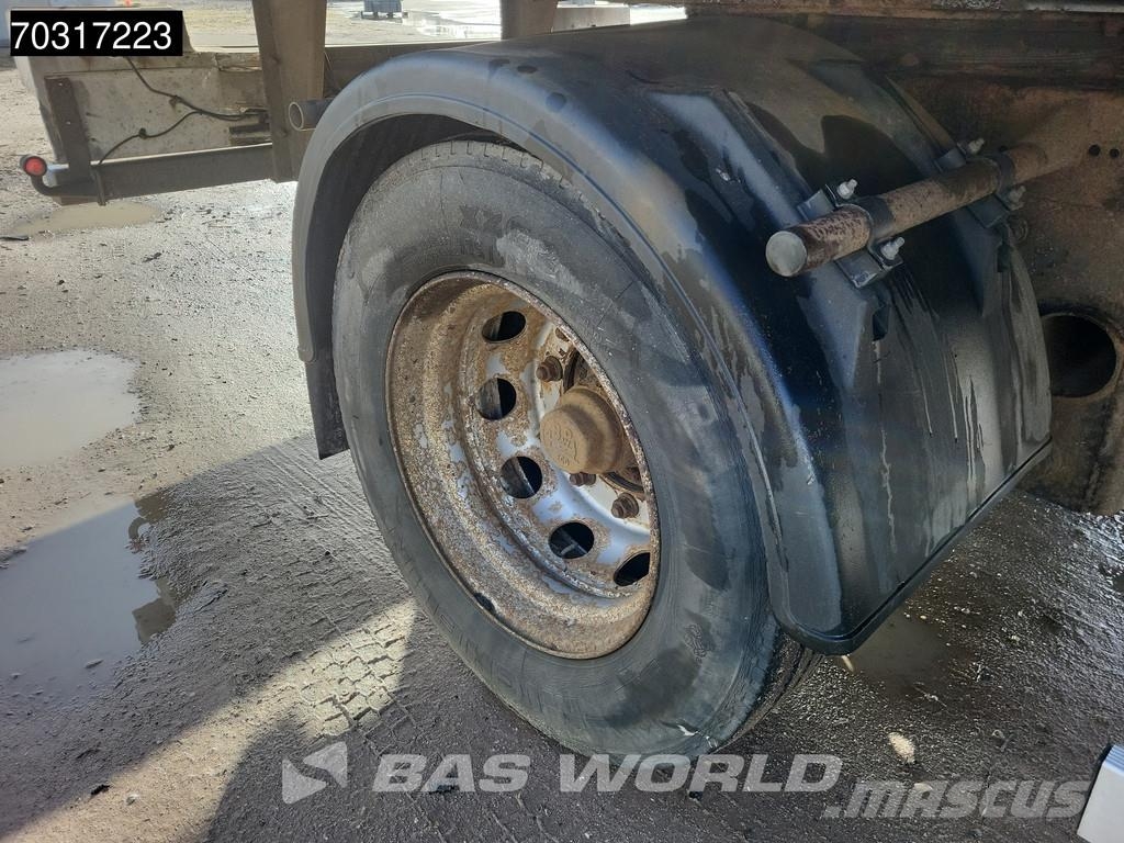 Fruehauf 1 Axle Steering Vlakke laadvloeren