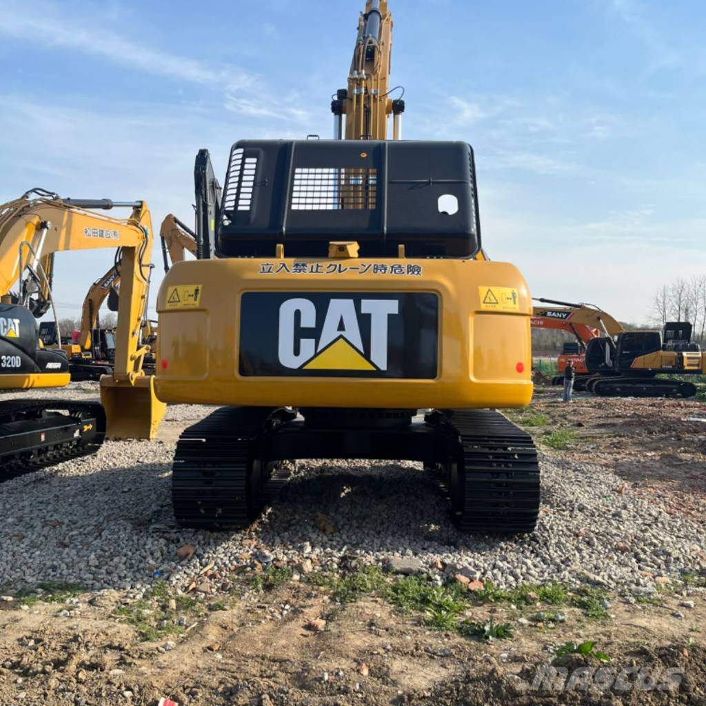 CAT 329 Kāpurķēžu ekskavatori
