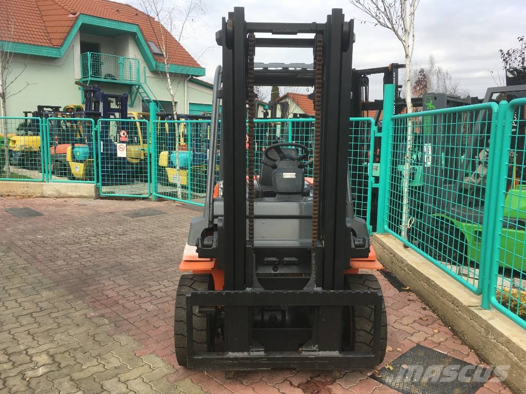 Toyota 7 FDK 35 V-2920 OB Dieselové vozíky
