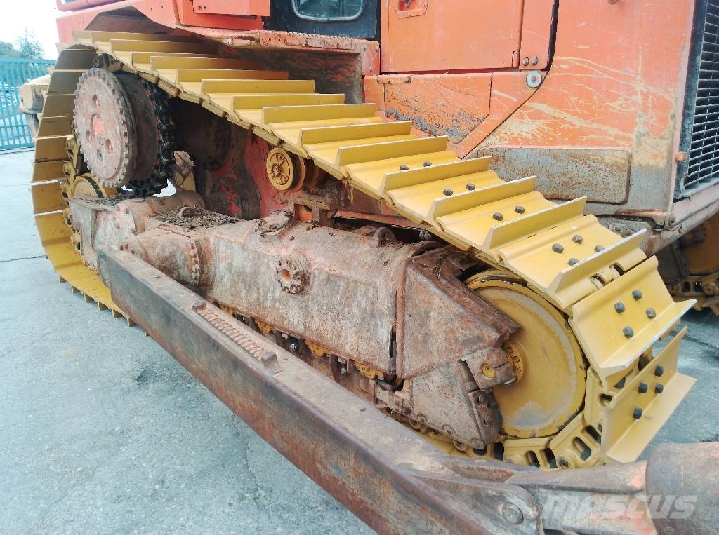 CAT D6T LGP Crawler dozers