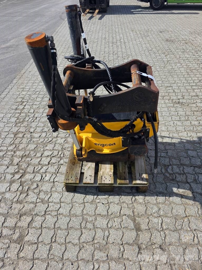 Engcon EC30 Tiltrotator