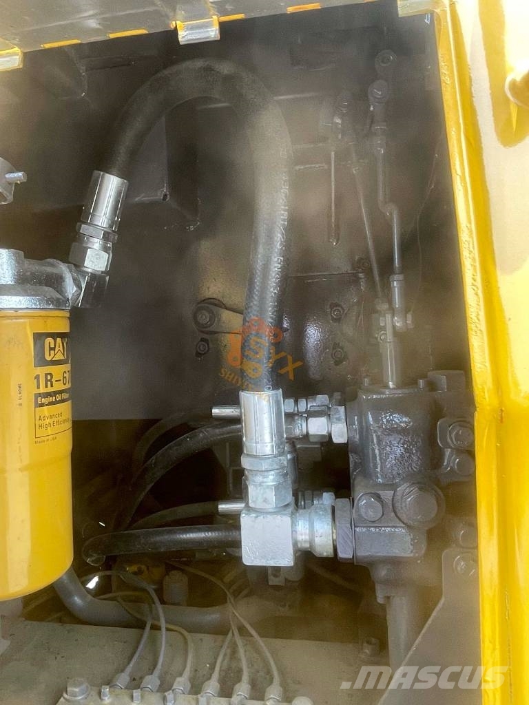 CAT D 5 K 履帶推土機