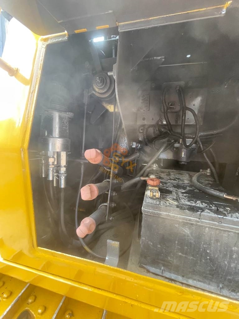 CAT D 5 K 履帶推土機