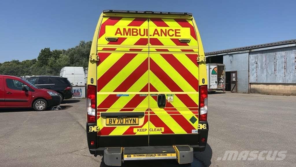 Fiat Ducato A&E Fiat Ducato A&E Vehicle with Stryker Pr Ambulancias