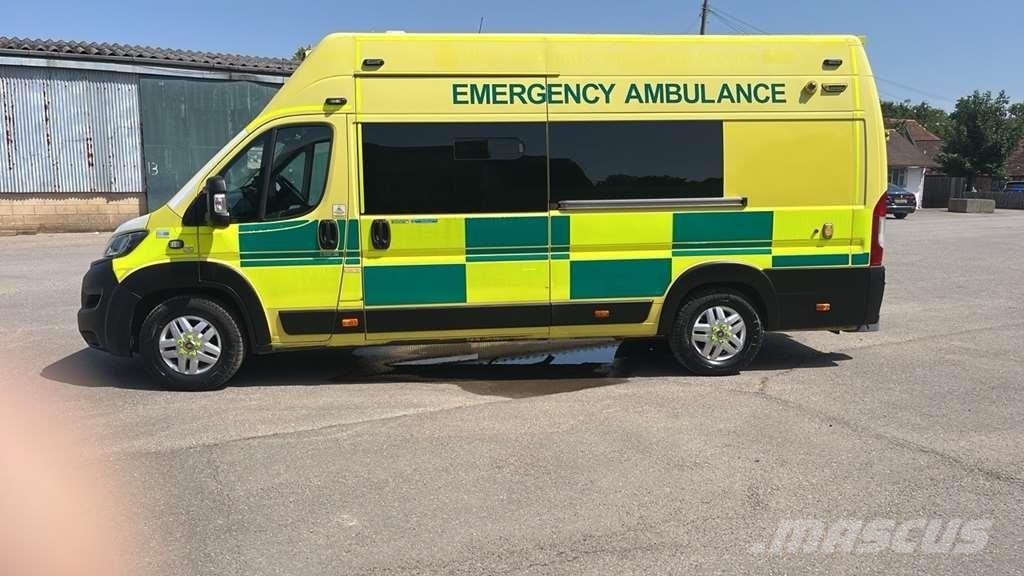Fiat Ducato A&E Fiat Ducato A&E Vehicle with Stryker Pr Ambulancias