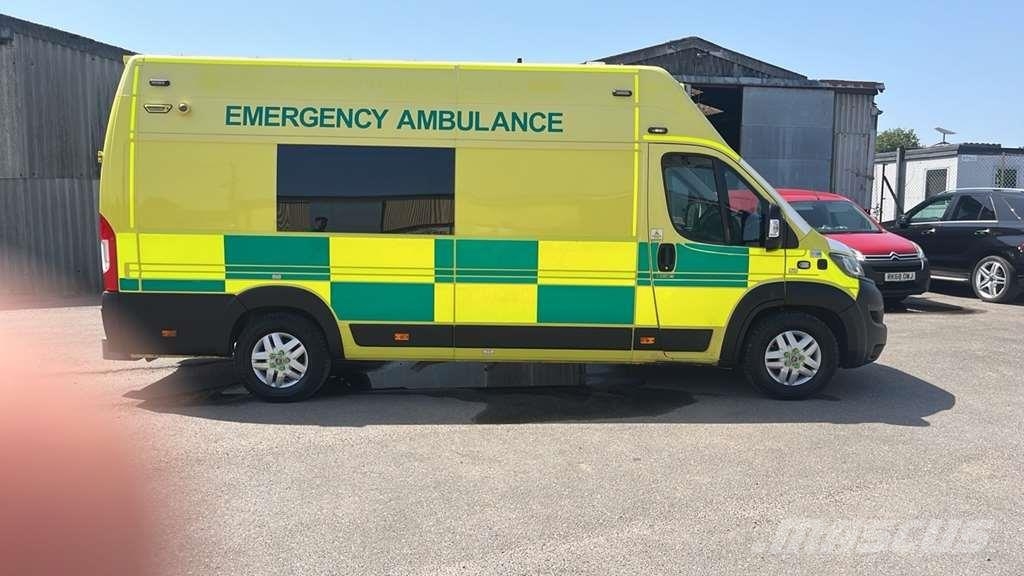 Fiat Ducato A&E Fiat Ducato A&E Vehicle with Stryker Pr Ambulancias