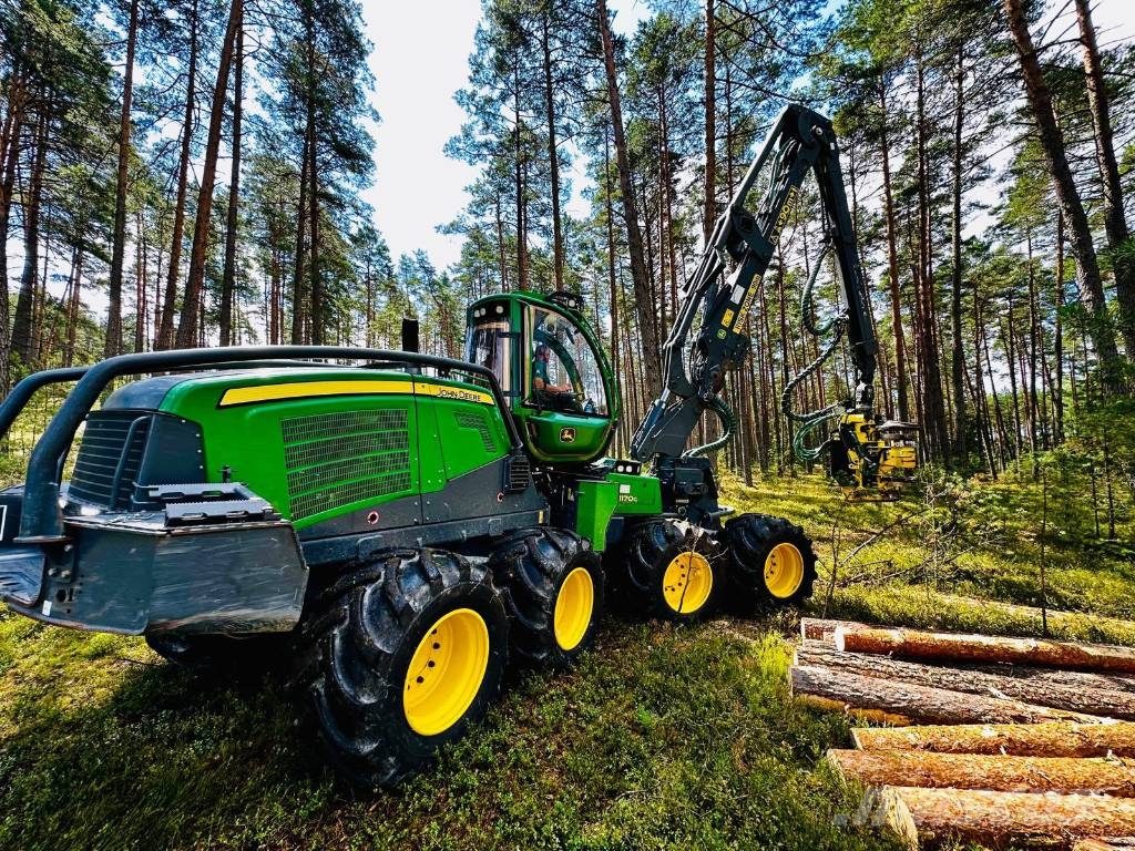 John Deere 1170 G Харвестеры