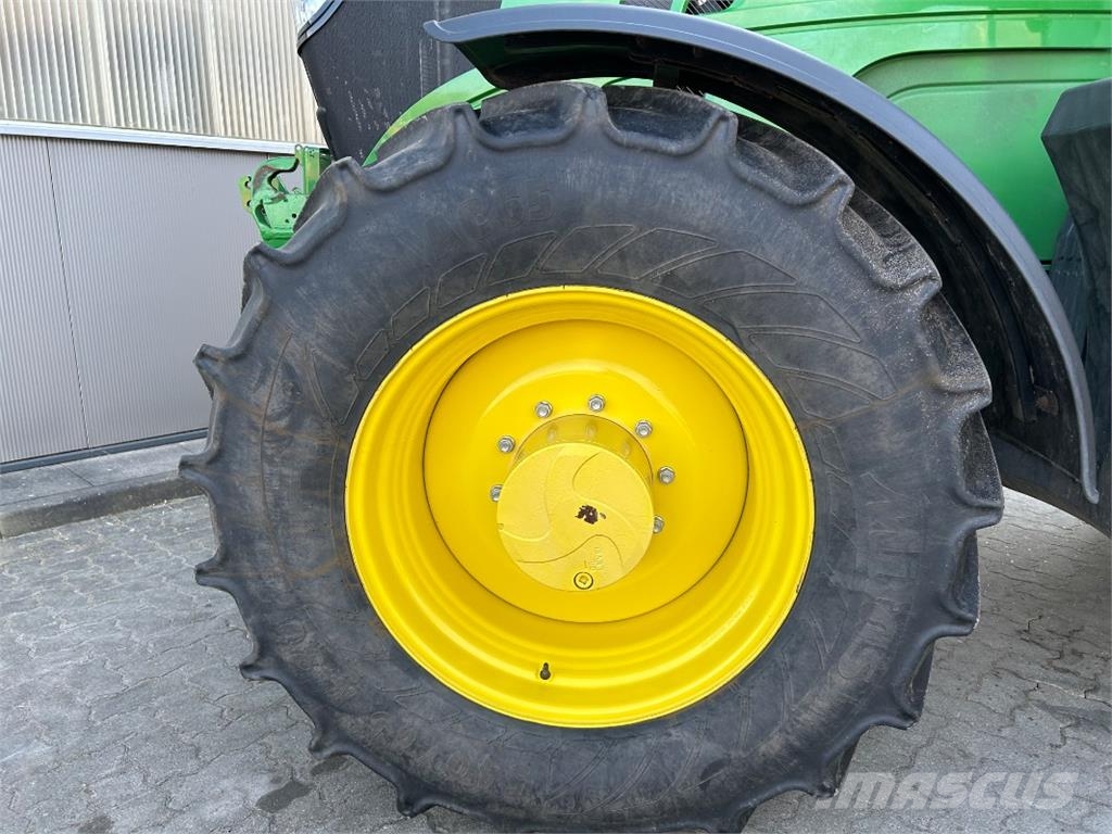 John Deere 6R 155 Tractoren