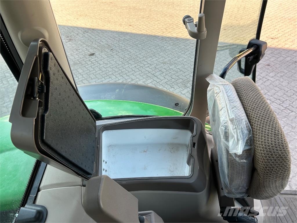 John Deere 6R 155 Tractoren