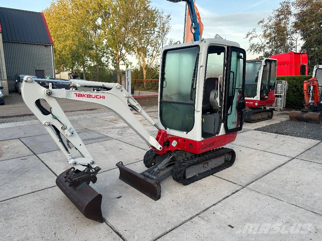 Takeuchi TB 216 Mini bagri <7t