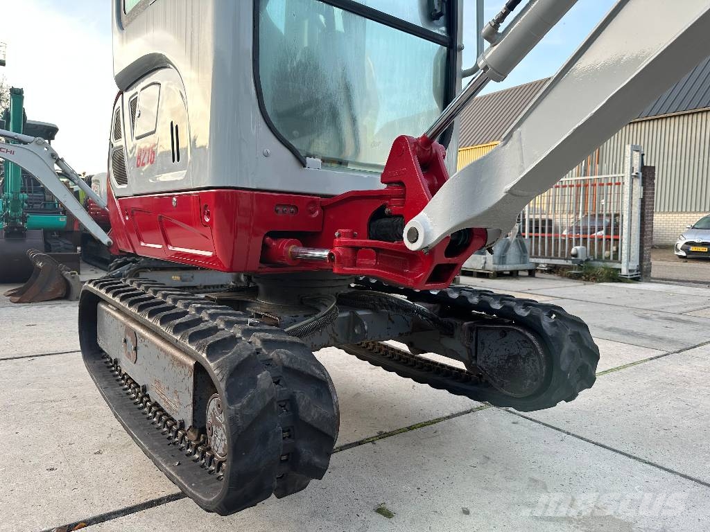 Takeuchi TB 216 Mini bagri <7t