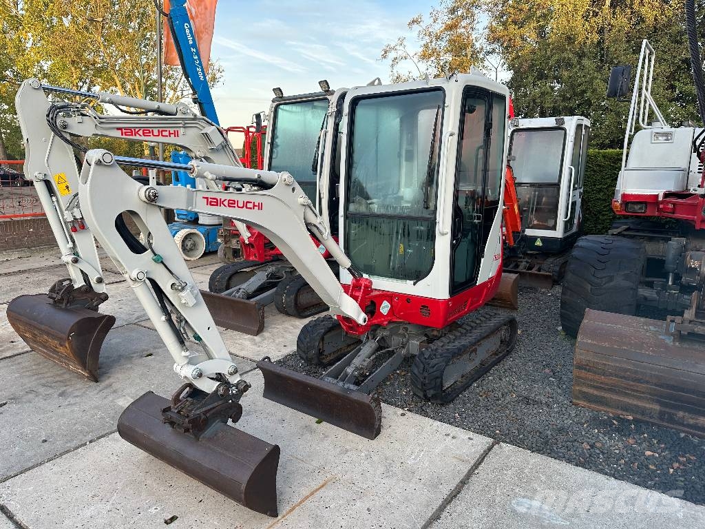 Takeuchi TB 216 Mini bagri <7t