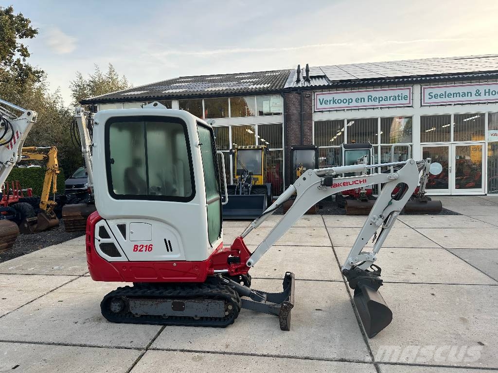 Takeuchi TB 216 Mini bagri <7t