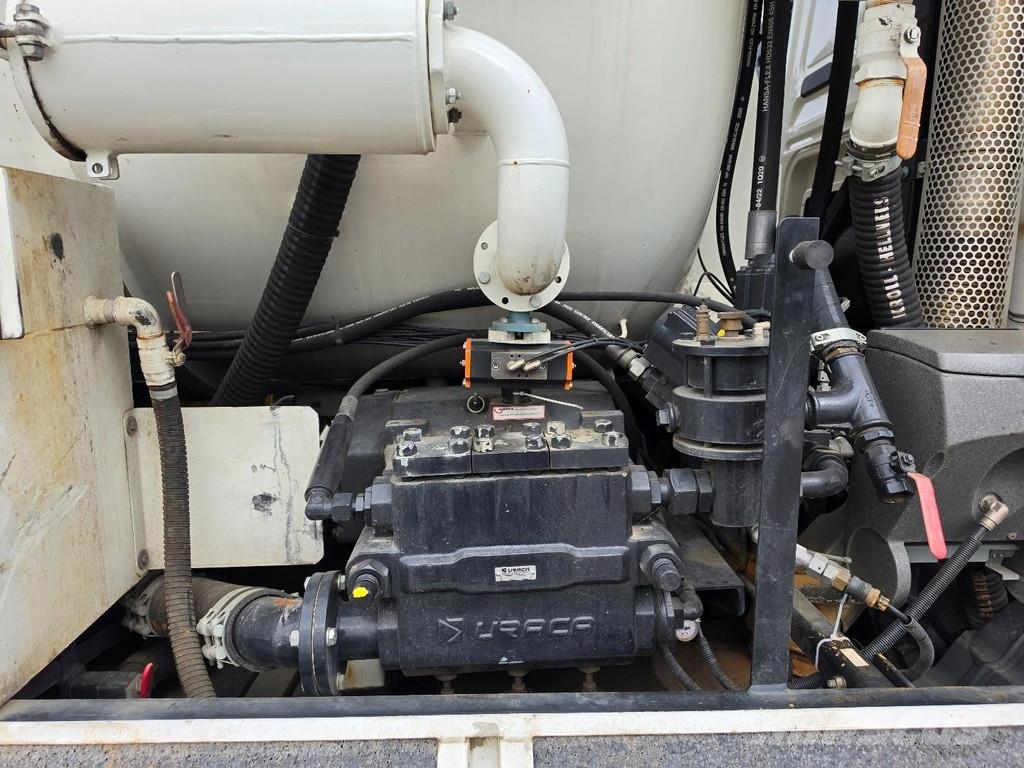 MAN TGS 28,470 KROLLCOMBI K14.0/28P!! 89,000 km and 2, Camiones aspiradores/combi