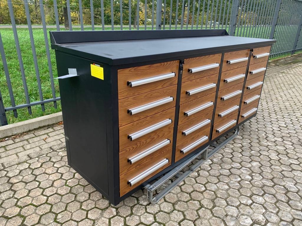 Workbench Caterpillar new unused (B) Drugi deli