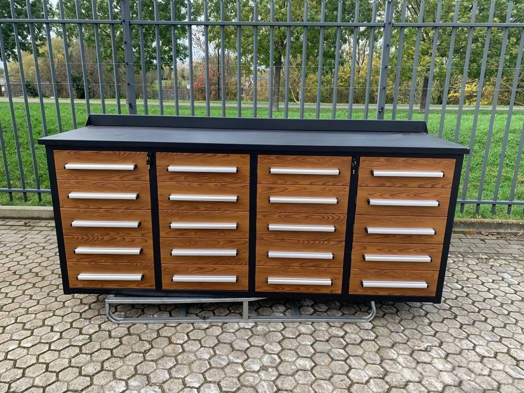 Workbench Caterpillar new unused (B) Drugi deli