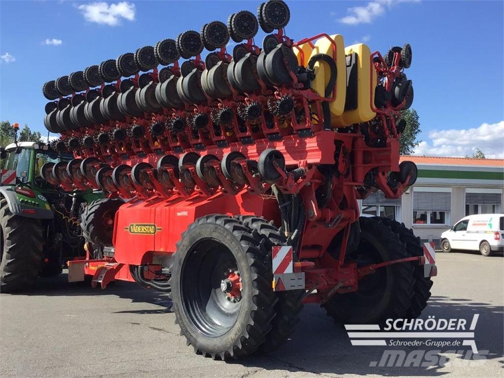 Väderstad TEMPO L 24 ماكينات البذر الدقيق