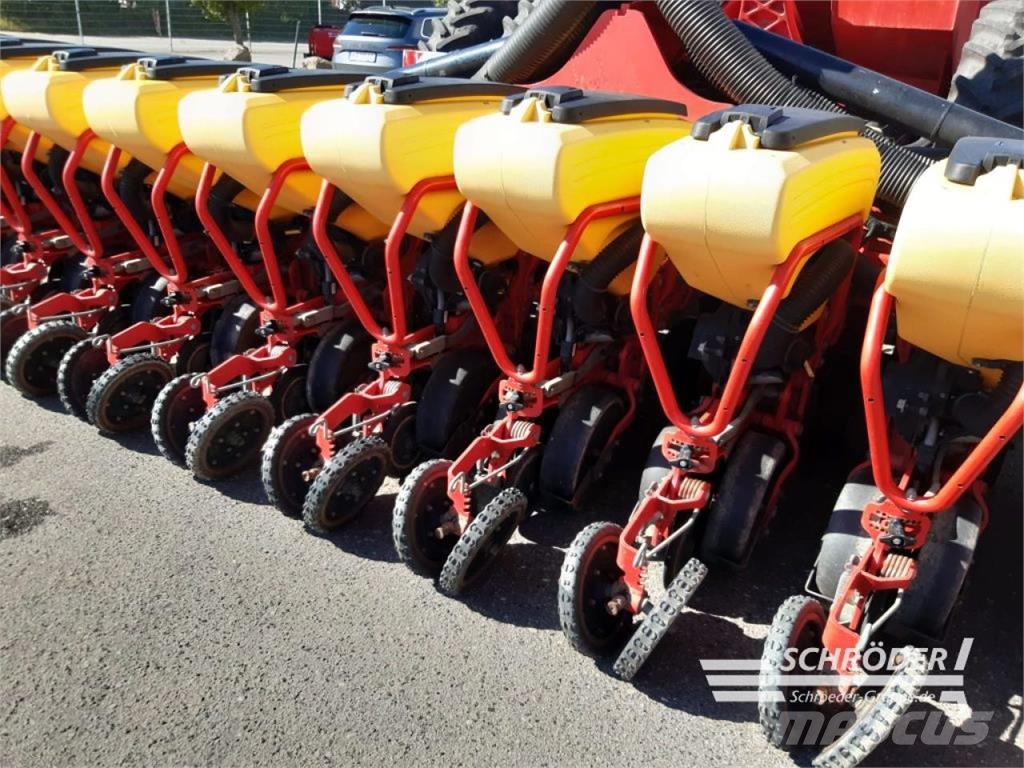 Väderstad TEMPO L 24 Tarkkuuskylvökoneet