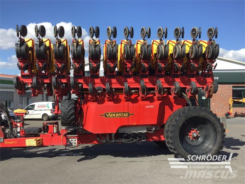 Väderstad TEMPO L 24 ماكينات البذر الدقيق