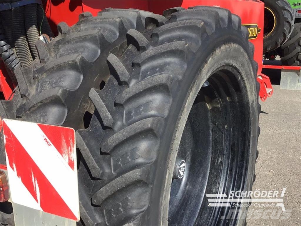 Väderstad TEMPO L 24 ماكينات البذر الدقيق