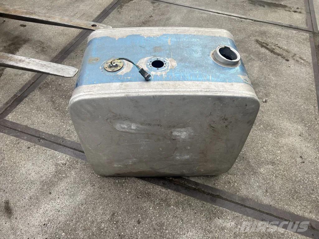 Diversen Hydrauliek tank l 70 b 45 h 62 Hydraulik