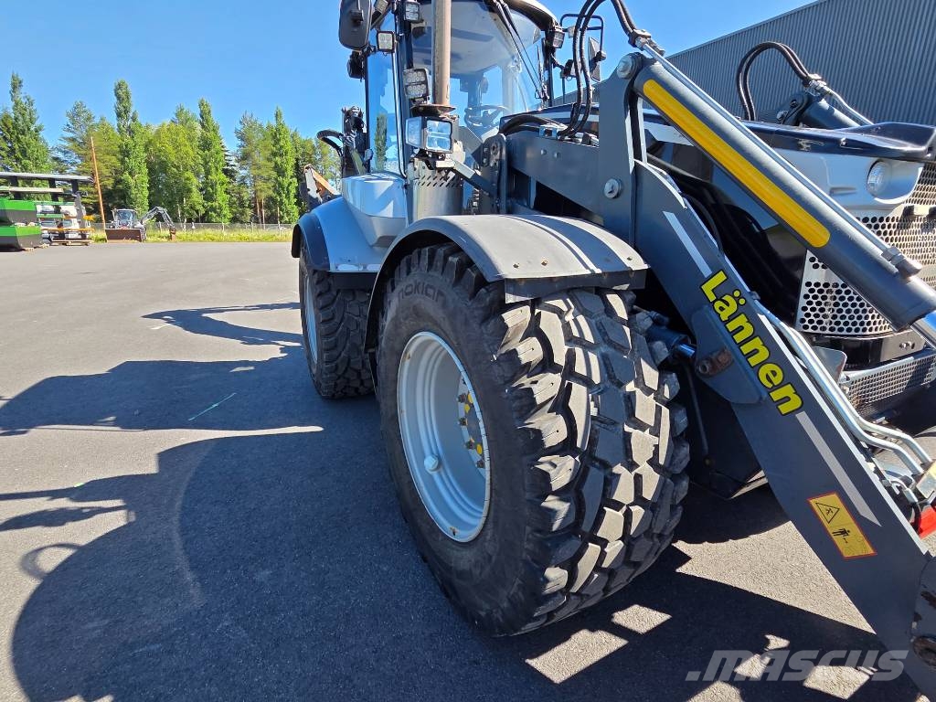 Lännen 8600 K Εκσκαφείς Φορτωτές τύπου JCB