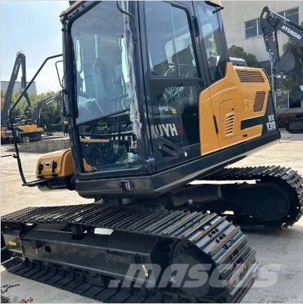 Hyundai HX130 Kāpurķēžu ekskavatori