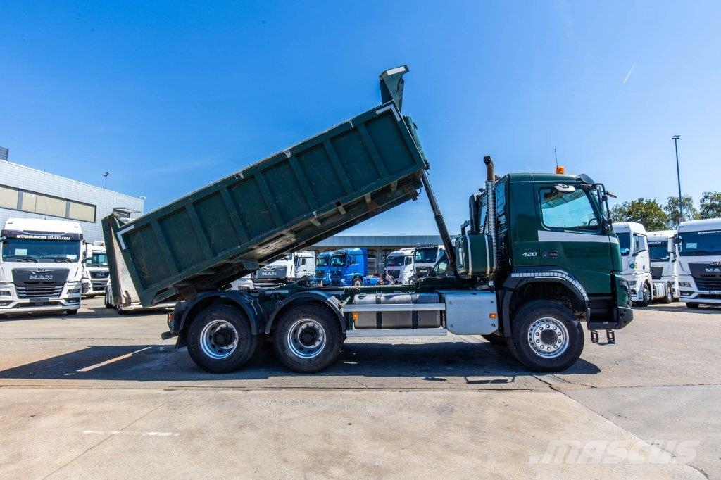 Volvo FMX 420 -6x6 - TIPPER / TRACTOR Billenő teherautók