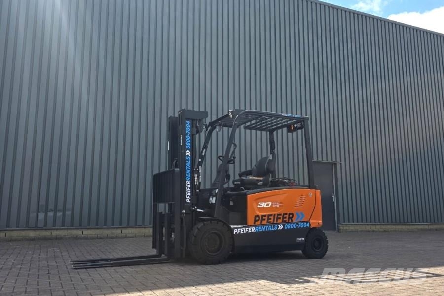 Doosan B30X-7 Plus Electric, 3 Tons Capacity, Lift Height شاحنات الديزل