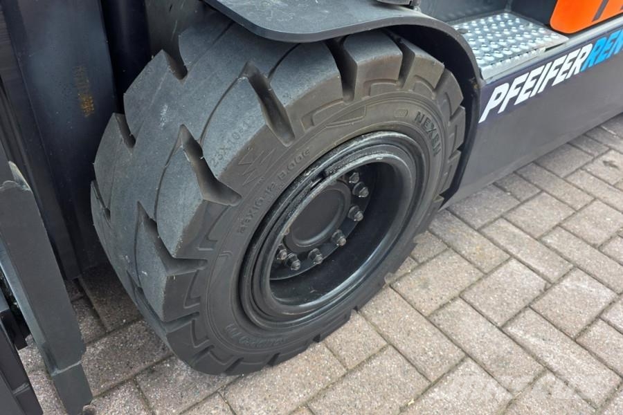 Doosan B30X-7 Plus Electric, 3 Tons Capacity, Lift Height شاحنات الديزل