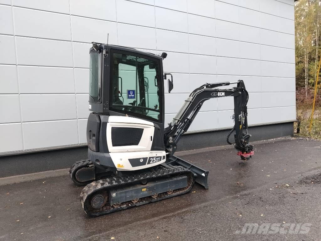 ECM 25ZT Minikaivukoneet < 7t