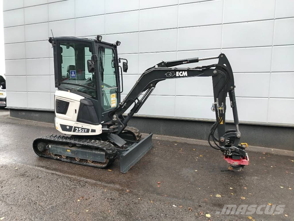 ECM 25ZT Minikaivukoneet < 7t