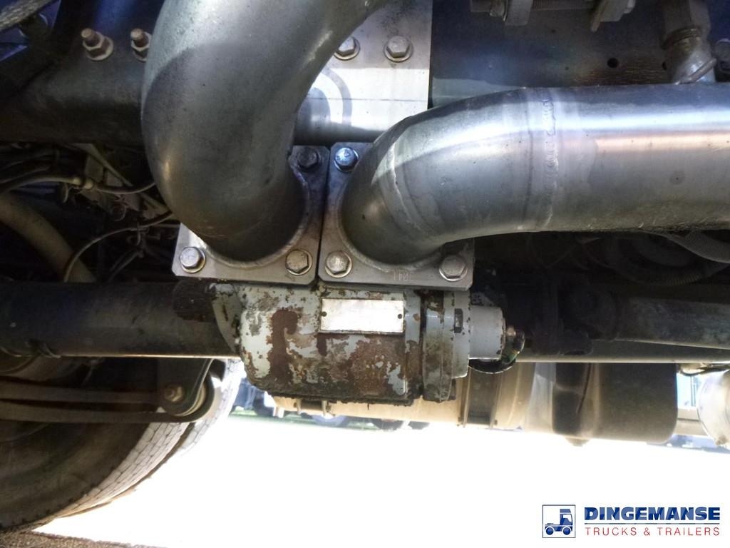 Renault Premium 270 dxi 4x2 fuel tank 13.3 m3 / 4 comp Tankwagen