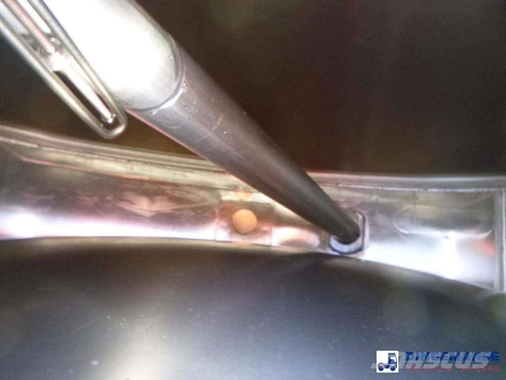 Renault Premium 270 dxi 4x2 fuel tank 13.3 m3 / 4 comp Tankwagen