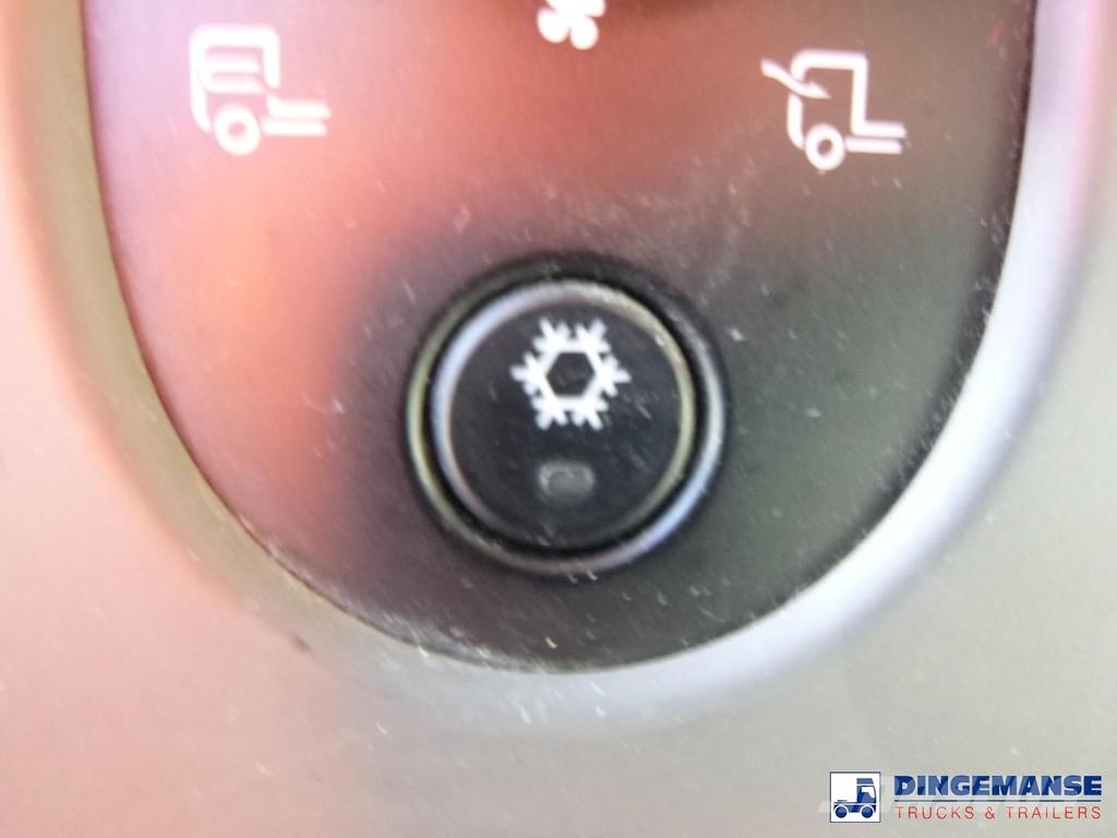 Renault Premium 270 dxi 4x2 fuel tank 13.3 m3 / 4 comp Tankwagen