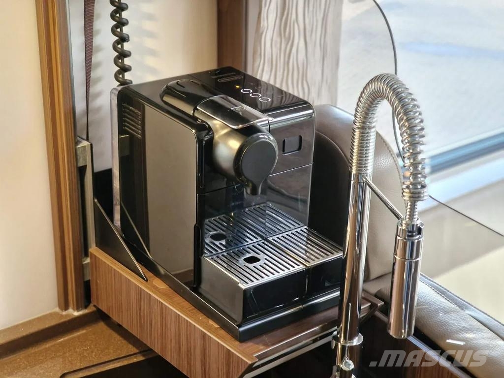 Mercedes-Benz Morelo Palace Liner 97 GO Slide-Out 300pk Slide-Ou 모터홈 및 카라반