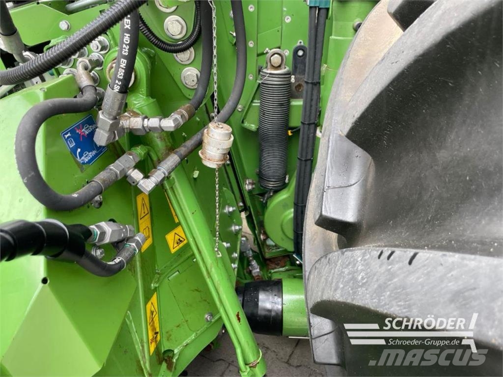 Krone BIG X 630 + EASYFLOW + XCOLLECT 750-3 Pašarų ruošimo technika