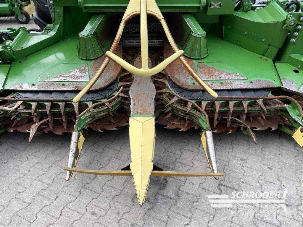 Krone BIG X 630 + EASYFLOW + XCOLLECT 750-3 Pašarų ruošimo technika