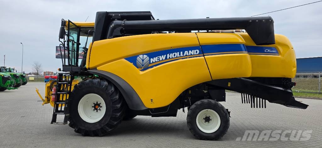 New Holland CX 5080 Mietitrebbiatrici